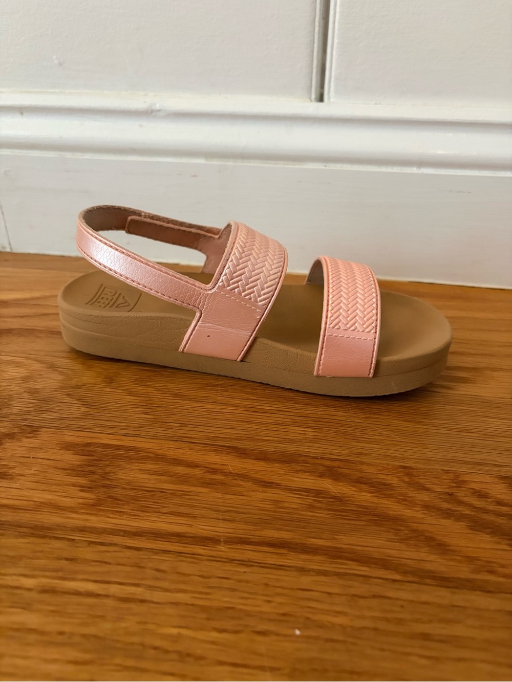 Reef Kids Pink Strap Sandals